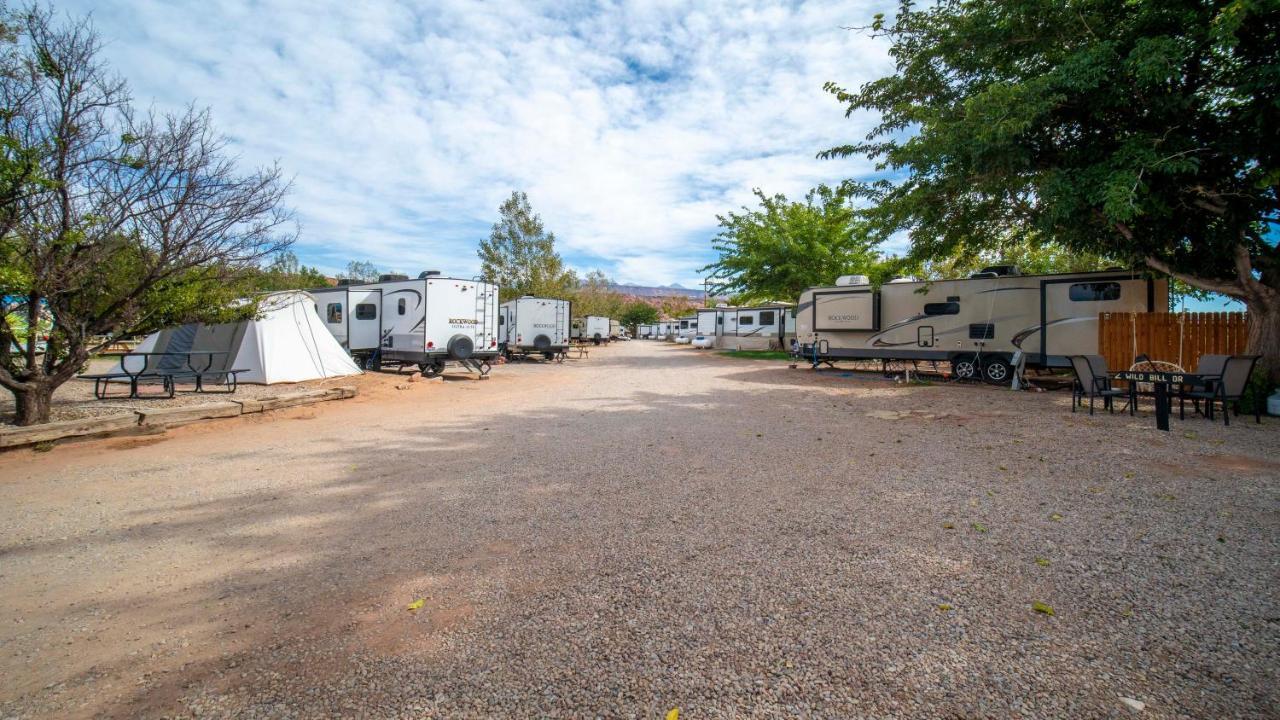 Outdoor Glamping Jayco Rv Ok35 Lägenhet Moab Exteriör bild